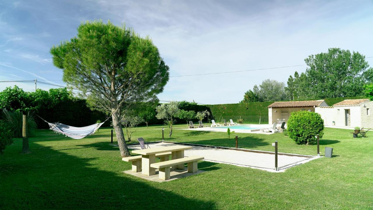 Chambres D'Hotes Le Saint Victor - Provence, Vaucluse Перн-ле-Фонтен Экстерьер фото